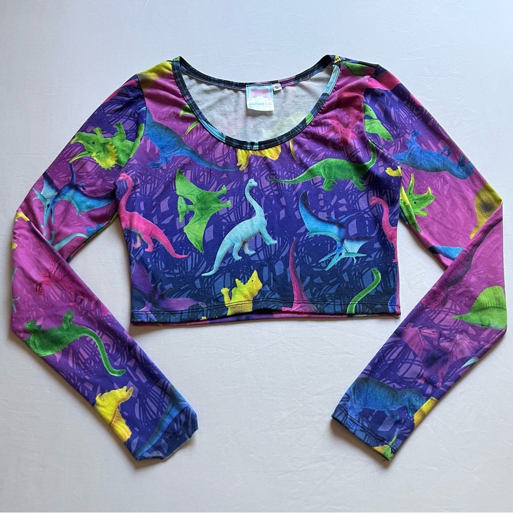 JAPAN LA purple dinosaur graphic print cropped scoop neck long sleeve‎ T-shirt
